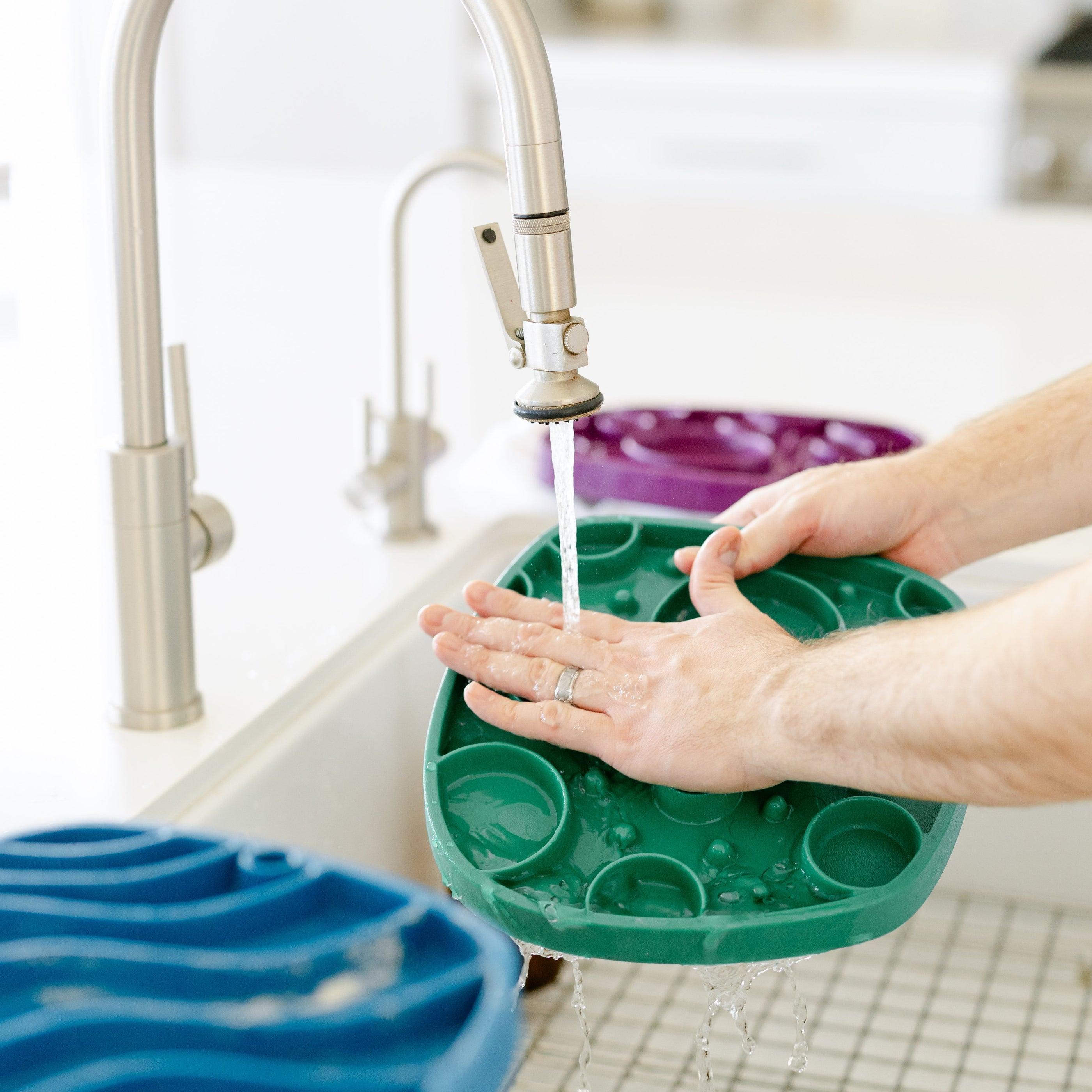 What to Consider When Choosing a Silicone Pet Mat Manufacturer for Durable and Functional Pet Products